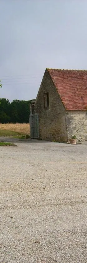 Chambre d'hôte au domaine de la Miottiere，位于Le Pin-la-Garenne的酒店