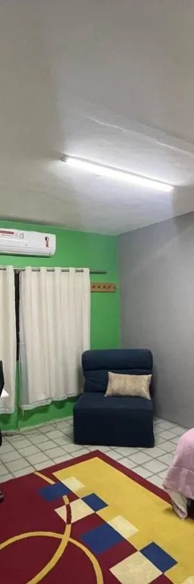 Urban Flat Comfort，位于加拉尼温斯的酒店