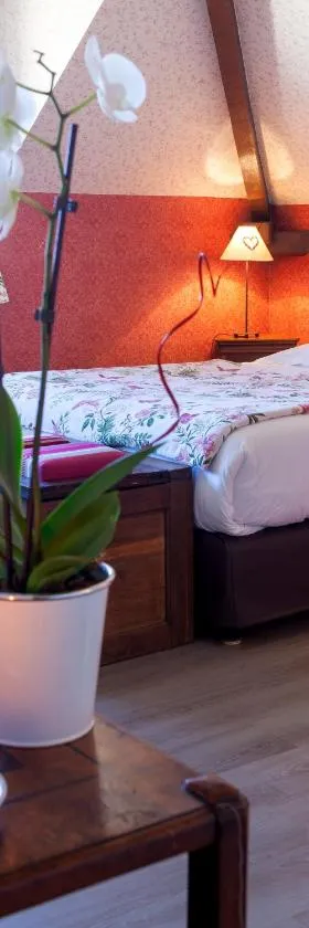 Logis Auberge le centre poitou，位于Coulombiers的酒店