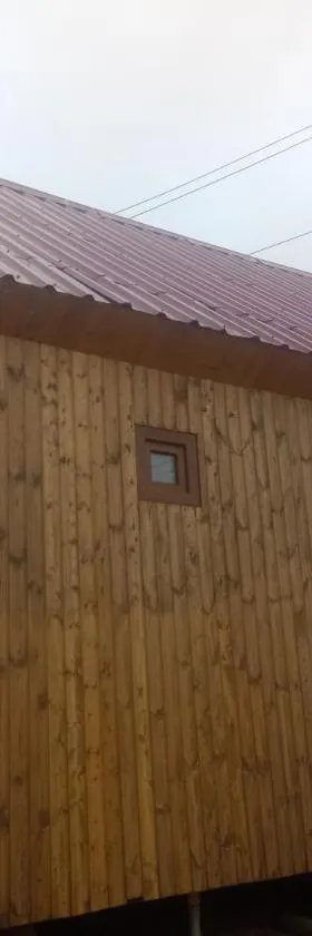 Wooden house in Adishi，位于Itʼkhvisi的酒店