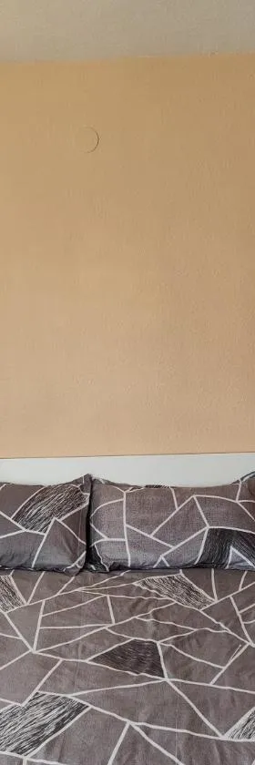Habitación Doble con baño privado,Gandía en piso compartido con los Anfitriónes，位于甘迪亚的酒店