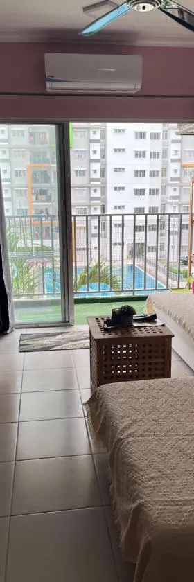 D Cerrum Homestay Eco H，位于士毛月的酒店