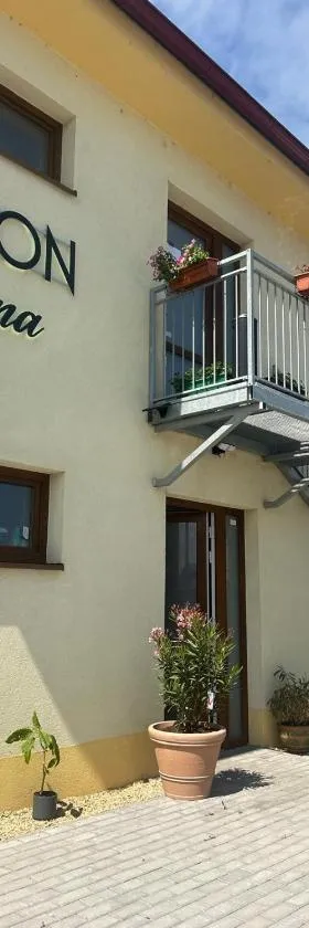 Penzion Kristýna，位于Hrušovany nad Jevišovkou的酒店