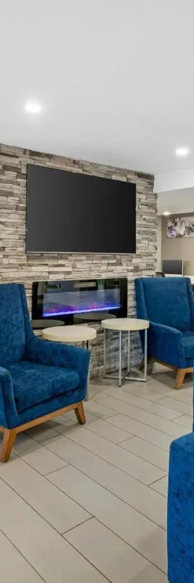 MainStay Suites Oakbrook Terrace - Chicago，位于奥克布鲁克特莱斯的酒店
