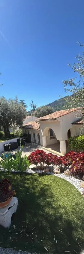 Colocation de Vacances，位于Saint-Martin-du-Var的酒店