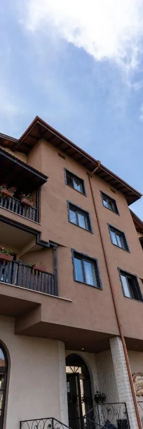 Hotel DEMETRA，位于贝尔科维察的酒店