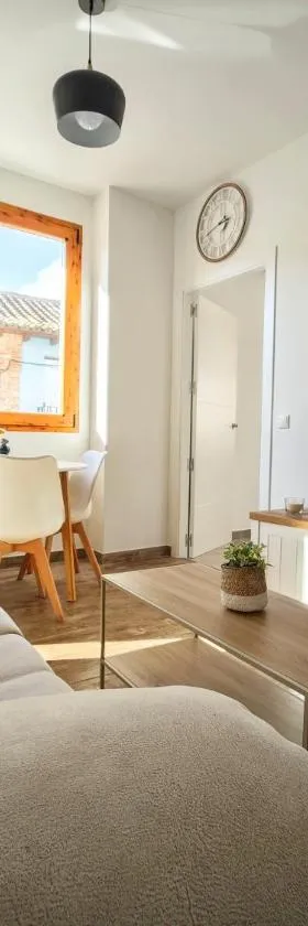 Apartamento Central Mota del Cuervo，位于莫塔德尔库埃尔沃的酒店