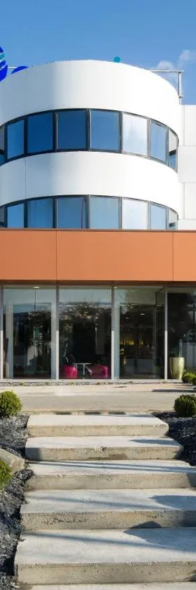 大洋洲雷恩酒店，位于圣格雷瓜尔的酒店