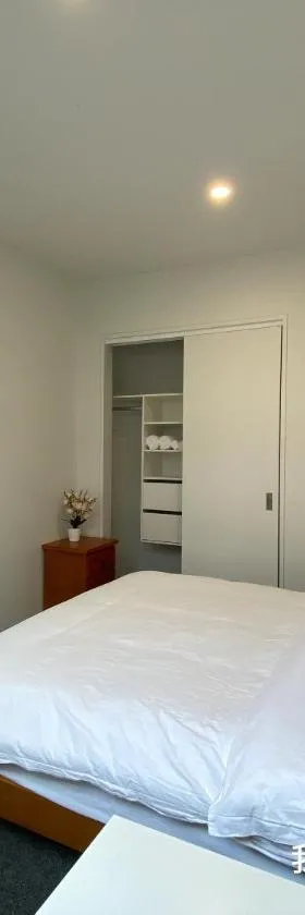 CozyNest3 -Private entrance and bath，位于奥克兰的酒店
