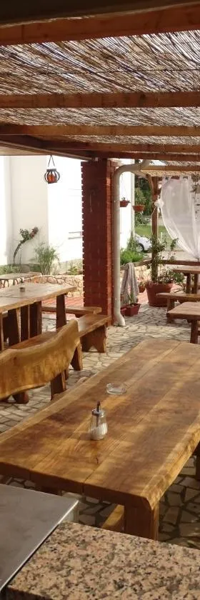 Accommodation with an experience!!! Hostel Kantun，位于普纳特的酒店