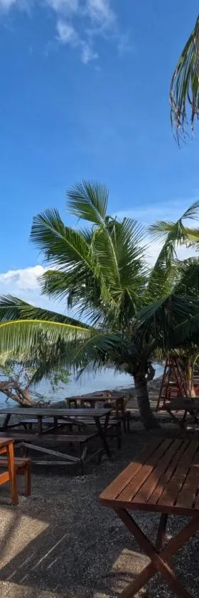 Maryan Moyo Bungalows & Resto，位于Moyo Island的酒店