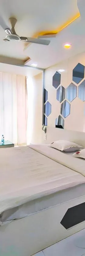VITS Select Grand Inn, Ratnagiri，位于拉特纳吉里的酒店