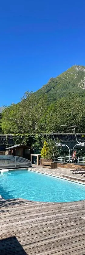 索泰德玉酒店，位于圣拉里苏朗的酒店