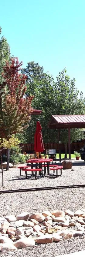 Roundhouse Resort，位于派托普湖畔的酒店