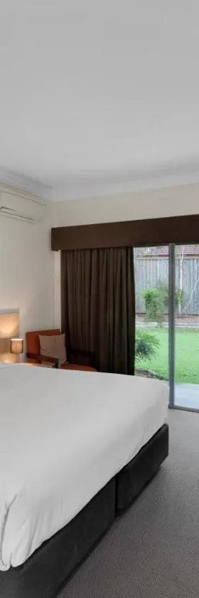 亨特门户汽车旅馆，位于梅特兰的酒店