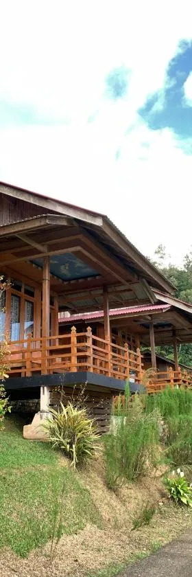 Bagoes View Cottages，位于Maninjau的酒店