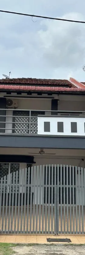 JL Homestay Bahau，位于伯豪的酒店