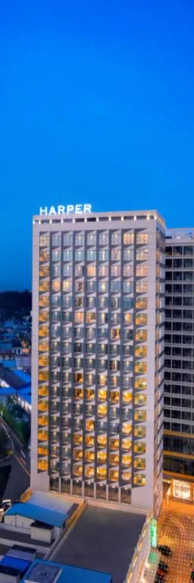 Harper Premier Nagoya Batam，位于名古屋的酒店