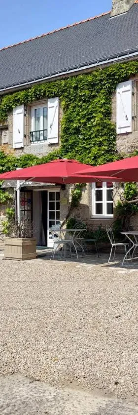 Logis Hotel et restaurant Auberge Le Ratelier，位于卡纳克的酒店