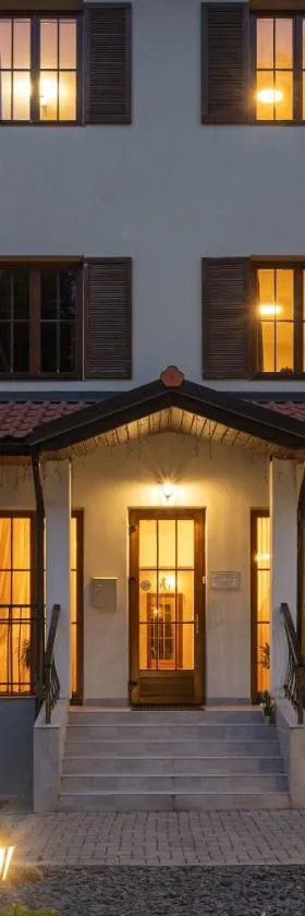 Hotel Pušyno Namai，位于Tirkšliai的酒店