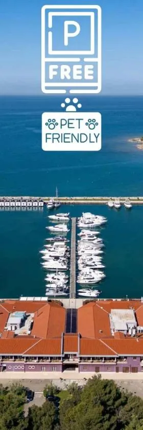 Boutique Hotel Nautica - SPA & wellness, FREE Parking, Pet friendly，位于诺维格勒伊斯特拉的酒店