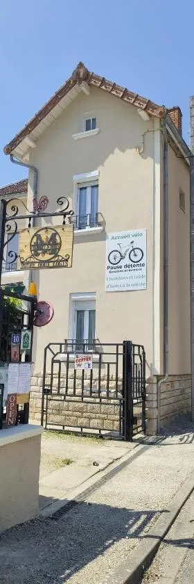 Notre Doux Logis，位于Les Bordes的酒店