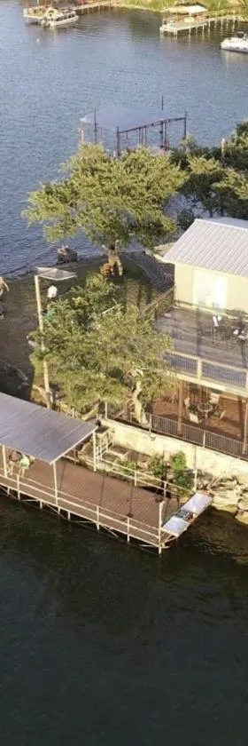 Painted Sky Inn，位于Burnet的酒店