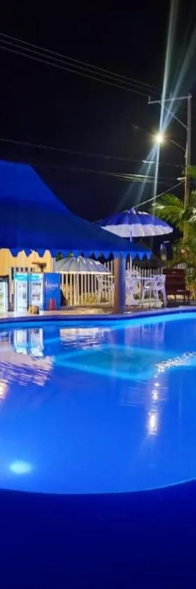 Hotel La Fragata，位于科韦尼亚斯的酒店