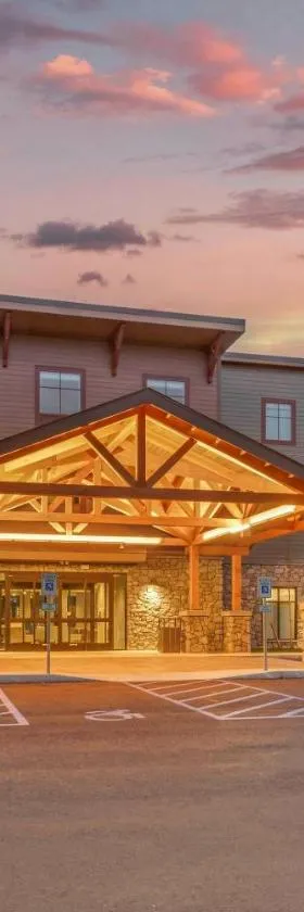 Cambria Hotel Lake Placid - Lakeside Resort，位于普莱西德湖的酒店