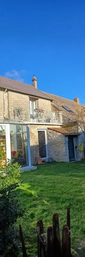 Aline et Dim，位于Méréville的酒店