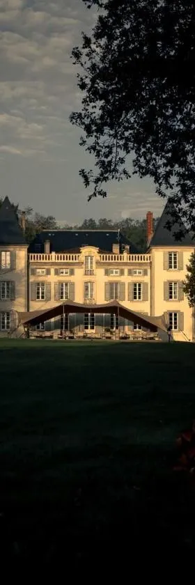 Château de la Bousquetarie，位于Lempaut的酒店