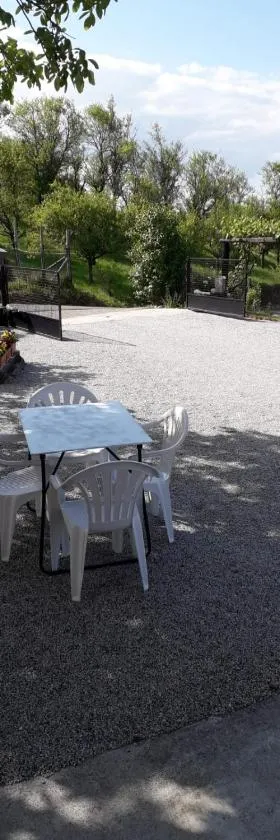 Apartman-Guest House "Oliver"，位于Gvozd的酒店