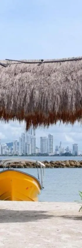 AMALIFE Beach Club & Hotel，位于巴鲁岛的酒店