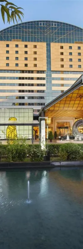 北京燕莎中心凯宾斯基饭店，位于北京的酒店