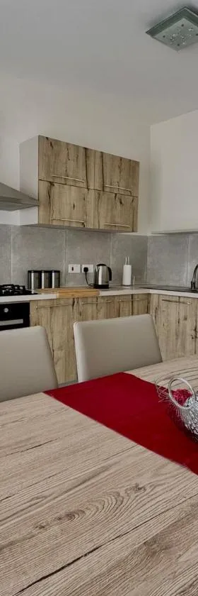 Seabreeze Marsaxlokk Apartment，位于马尔萨什洛克的酒店
