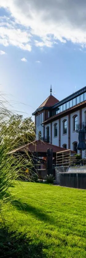 Bordűr Wellness Hotel Superior és Szőnyegmúzeum，位于贝凯什圣安德拉什的酒店