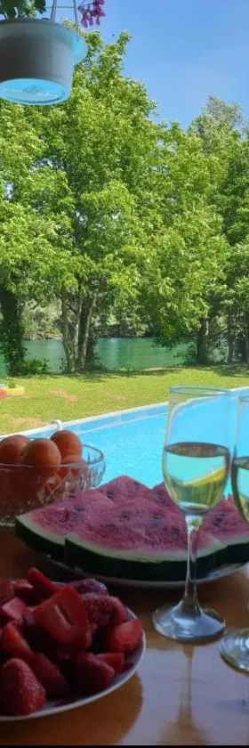 Vikendica Mimiena，位于Račić的酒店