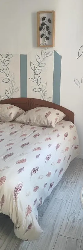 Chambre pour 2 personnes à Formigny RDC，位于Formigny的酒店