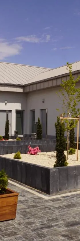 Apartamenty Róża Wiatrów，位于索莱克-特洛伊的酒店