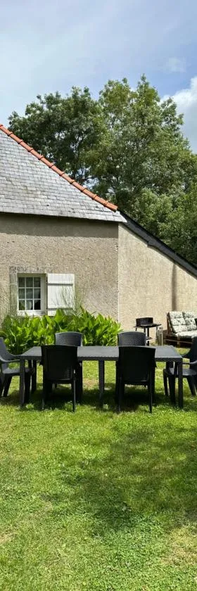 Gîte la grande racinaie，位于Cré-sur-Loir的酒店