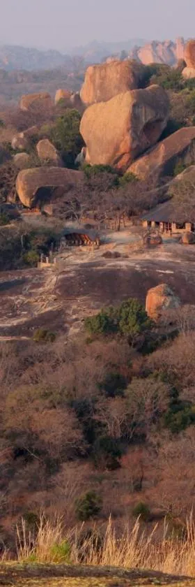Big Cave Camp，位于Matopos的酒店