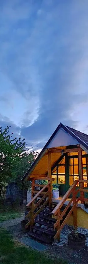 Kádárok Vendégháza a Somló-hegyen，位于Somlószőlős的酒店