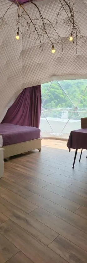 Glamping Machakhela 2，位于Ch'ik'unet'i的酒店