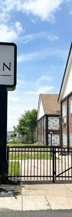 Baldwin Inn and Suites，位于西斯普林菲尔德的酒店