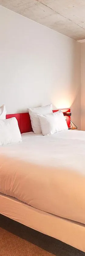 Best Western 11BAUER Paris Saint-Ouen，位于圣旺的酒店