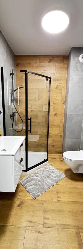 Apartament Pogodny 2 Z PARKINGIEM PODZIEMNYM，位于霍伊尼采的酒店