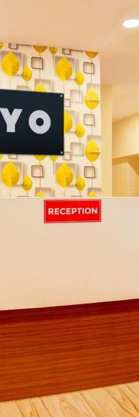 Super Hotel O Sunshine Palace，位于Dhantoli的酒店