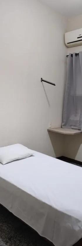 BIGS HOTEL，位于Penápolis的酒店
