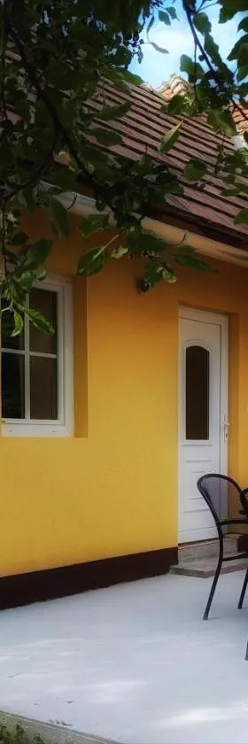 Gólyaház，位于Réde的酒店