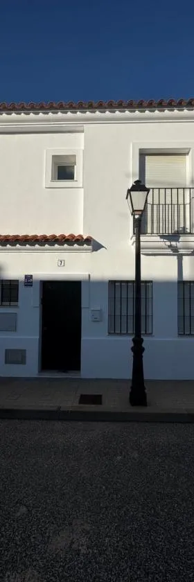 Casa Rural Castillo de Alanis，位于阿拉尼斯的酒店
